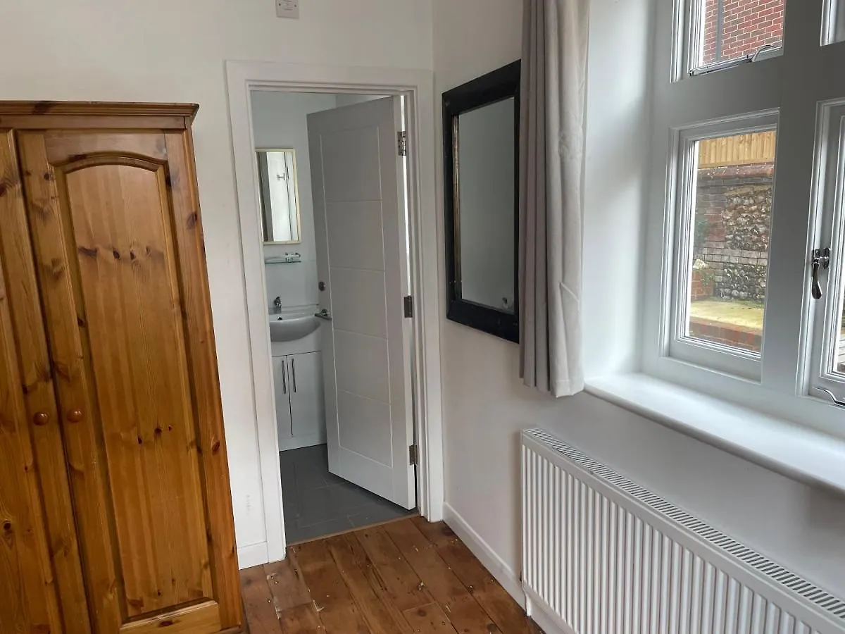 Lovely Central Double Room With Private Bathroom Near Brunswick Square Brighton